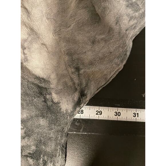 Oh My Gauze! Gray Tie-Dye Tunic - Picture 5 of 7